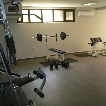 Madara Club And קושריצה